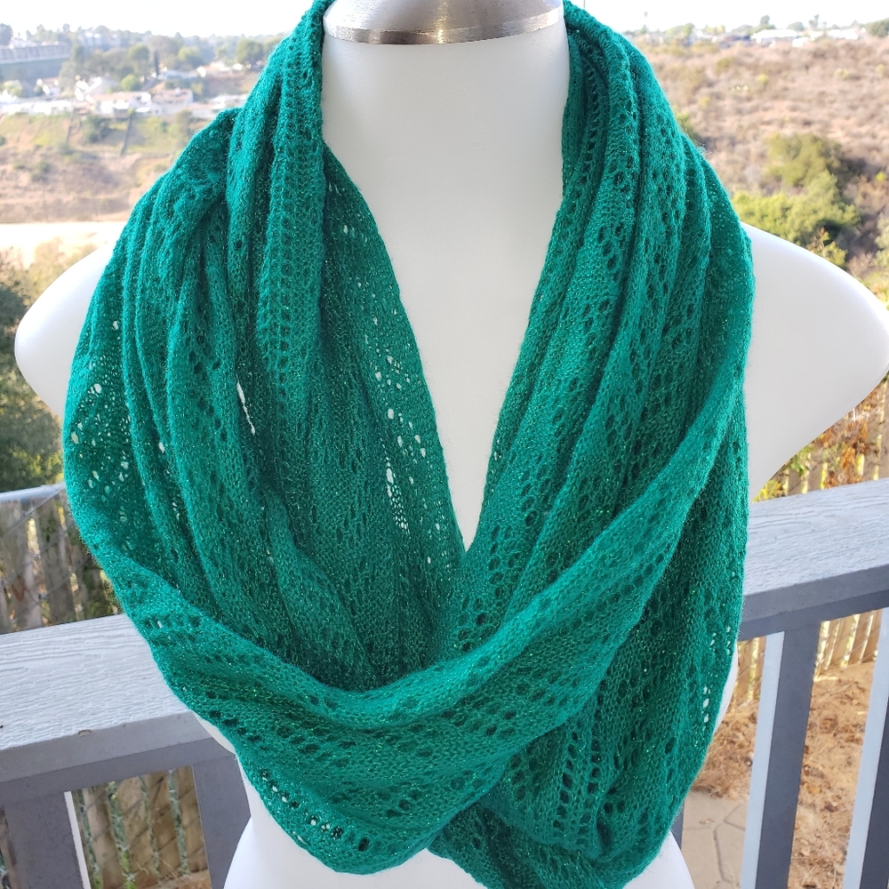 Charming Charlie Infinity Scarf Green